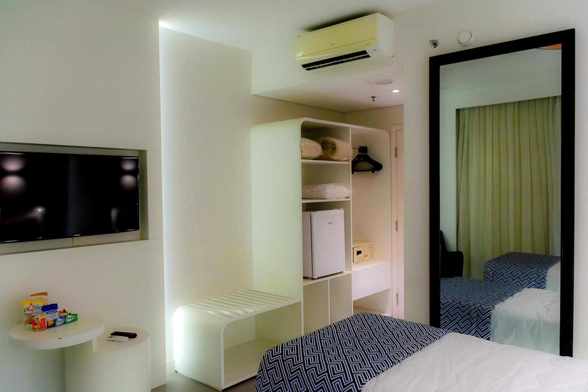 Golden Tower Shopping By Fenix Hoteis (Adults Only) بوسو أليغري المظهر الخارجي الصورة